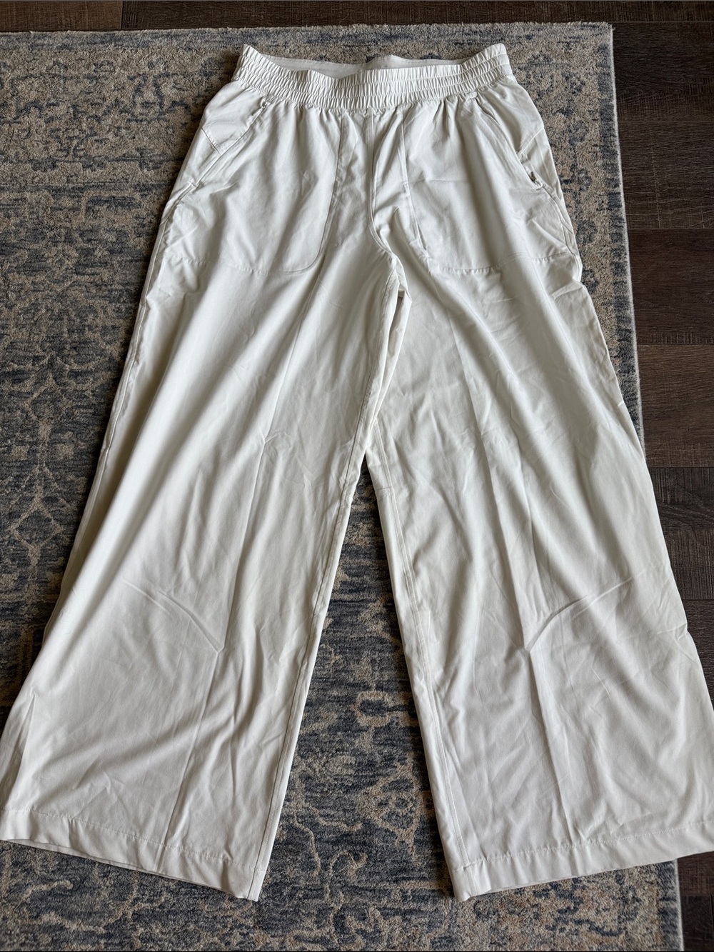 lululemon athletica Cream Elastic Waist Wide Leg Pants